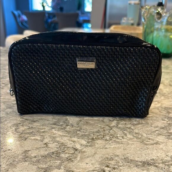 🖤 Giorgio Armani Black Makeup Bag - 9” x 5” x 1” - Picture 1 of 3